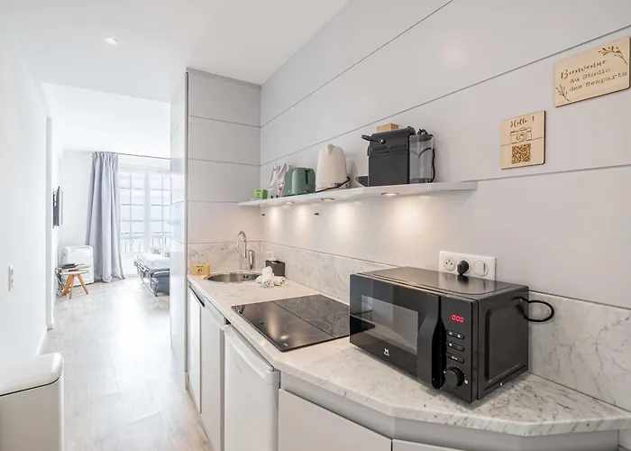 Modern And Charming With Sea View - Centre Apartament Antibes
